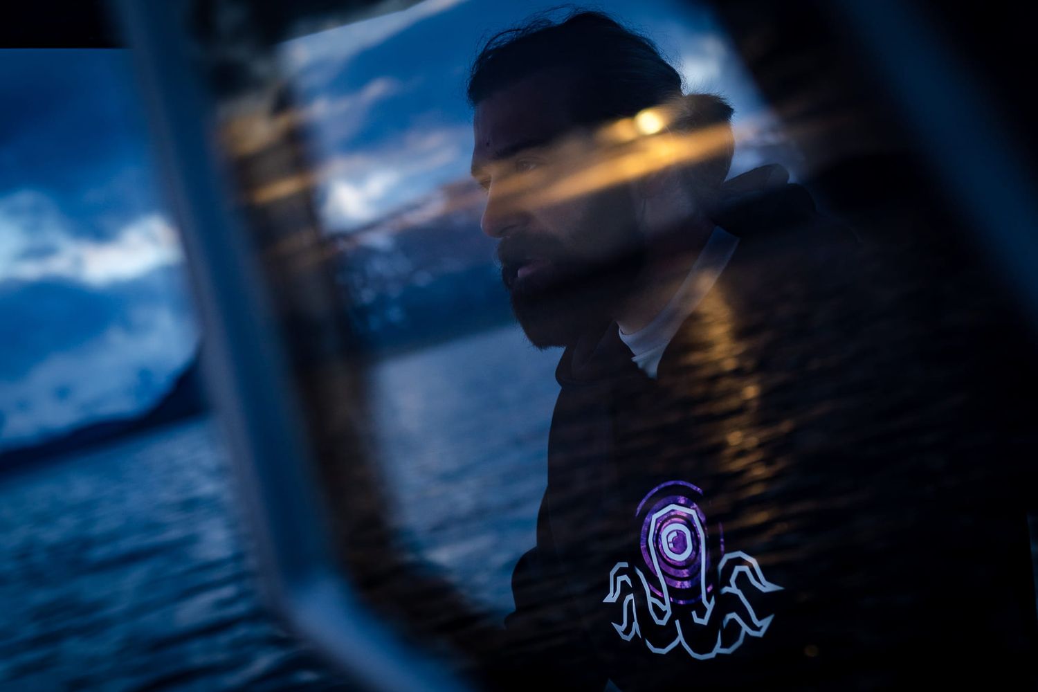 Space Traveler Octopus BLUZA