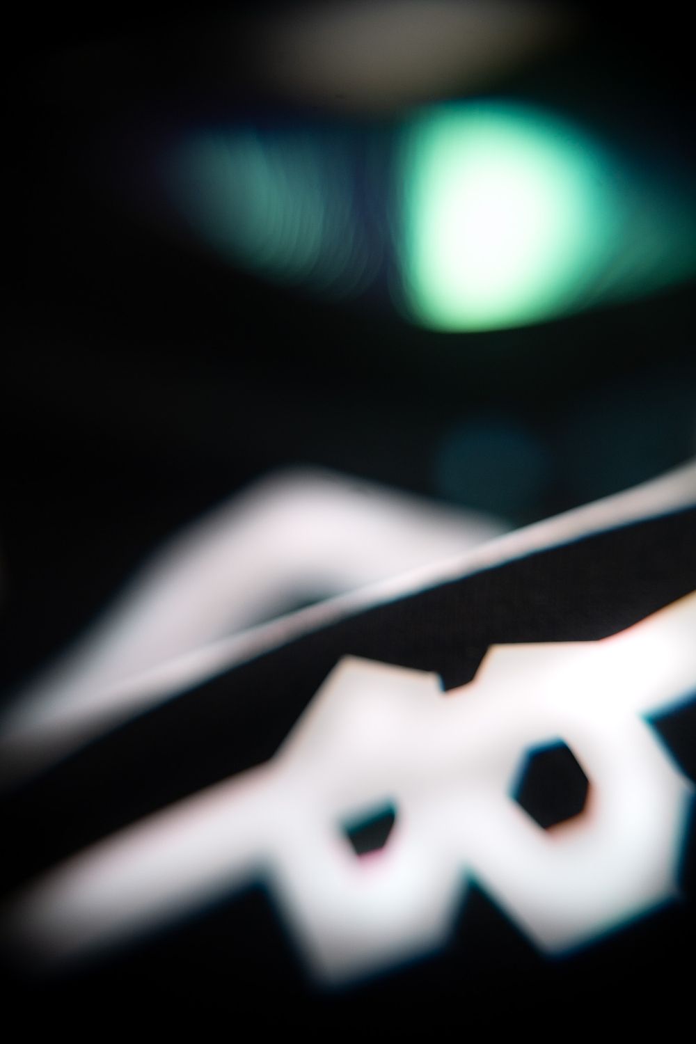 Space Traveler Skate T-SHIRT