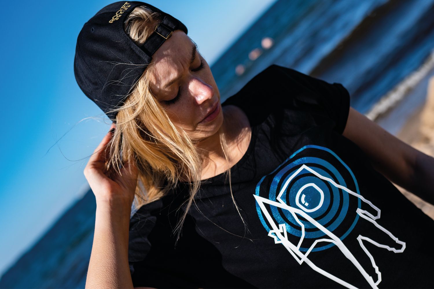 Space Traveler CZAPKA