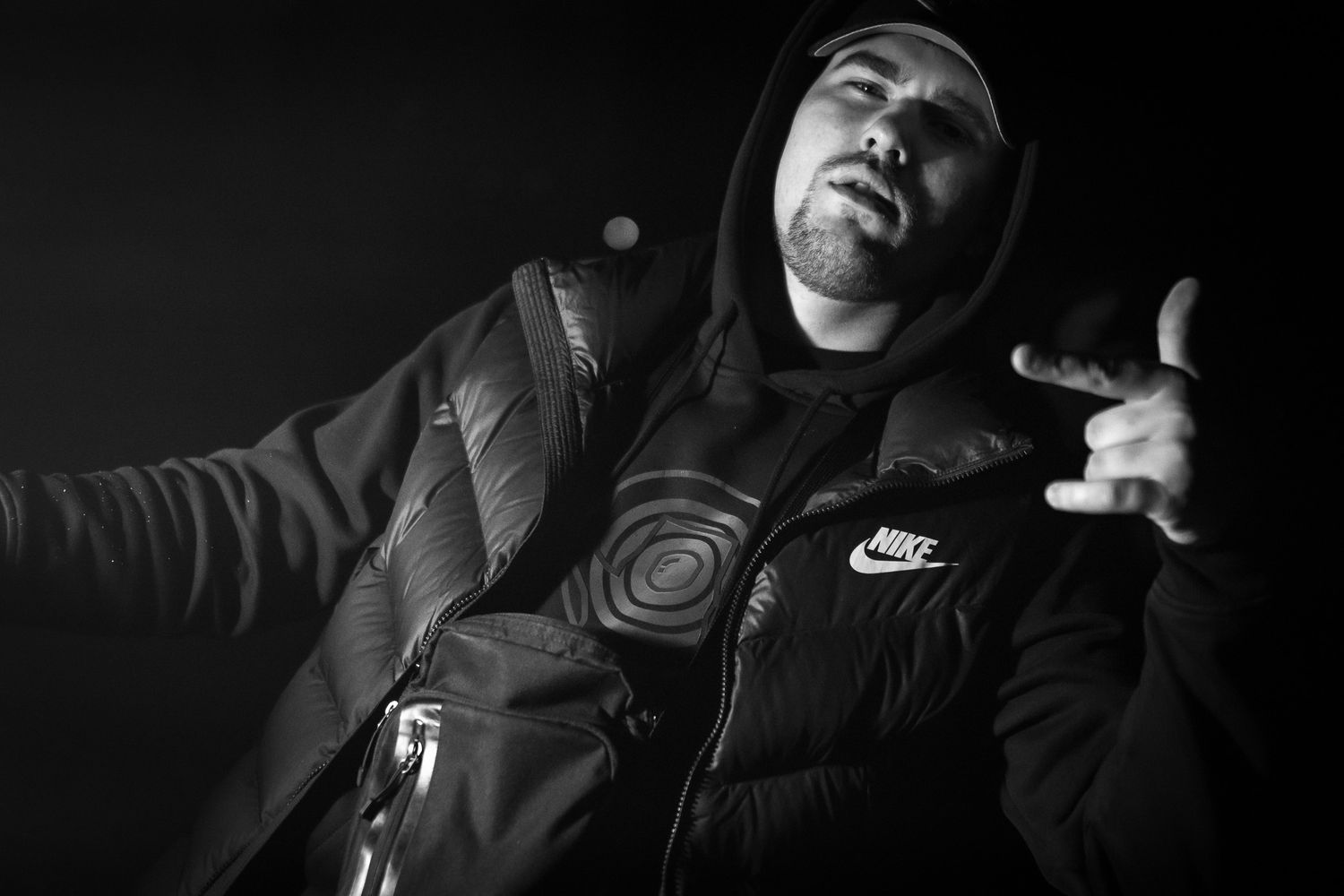 Space Traveler Black BLUZA