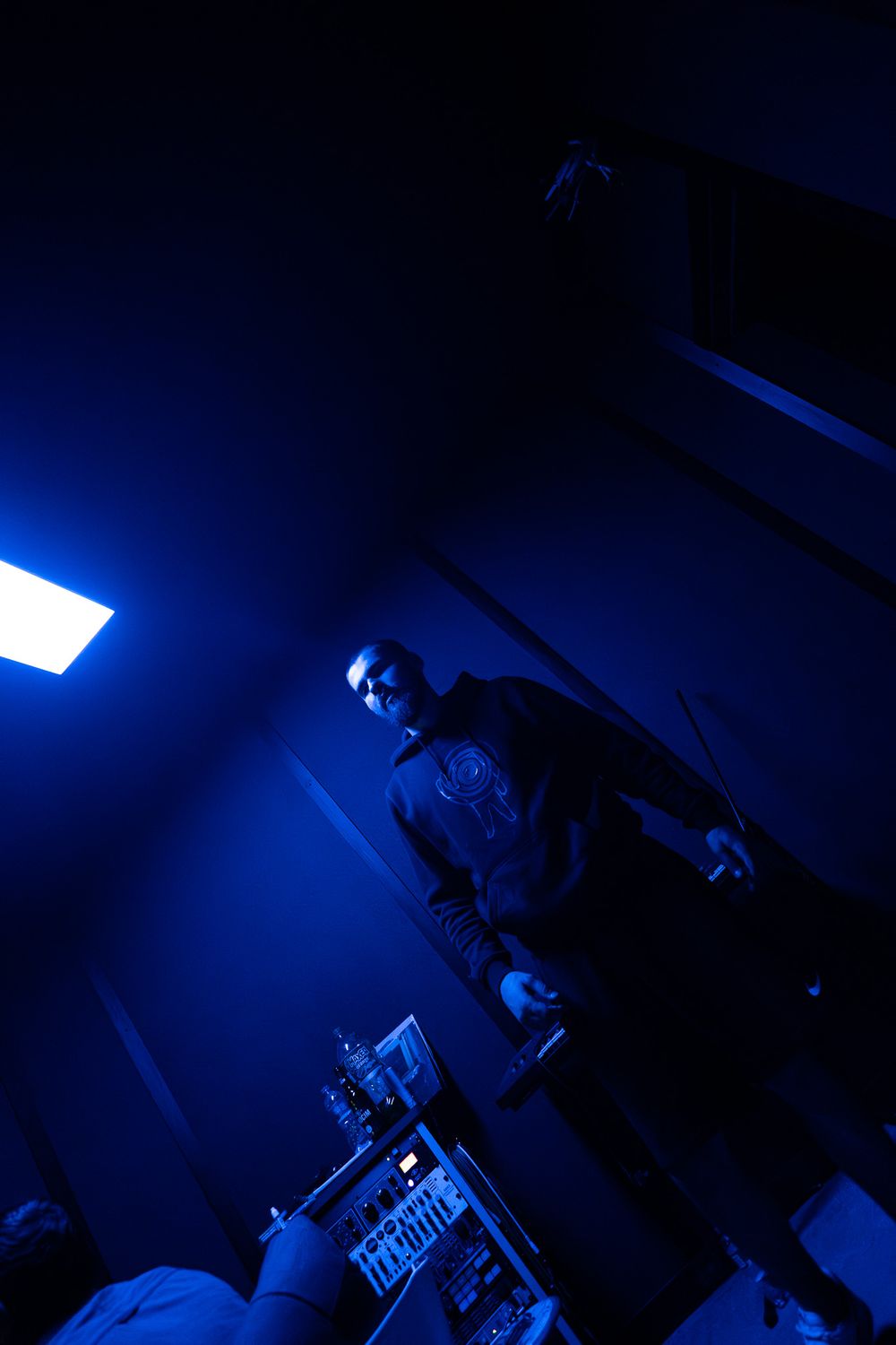 Space Traveler Black BLUZA