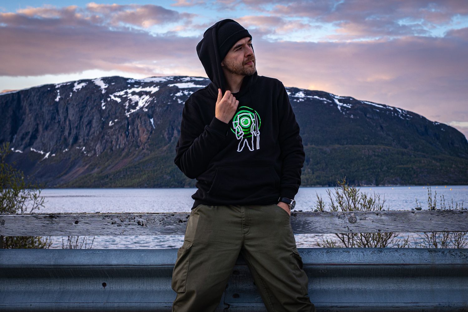 Space Traveler Green BLUZA