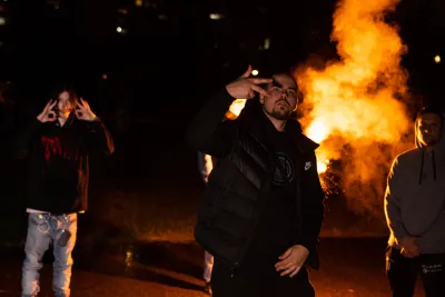 Space Traveler Black BLUZA