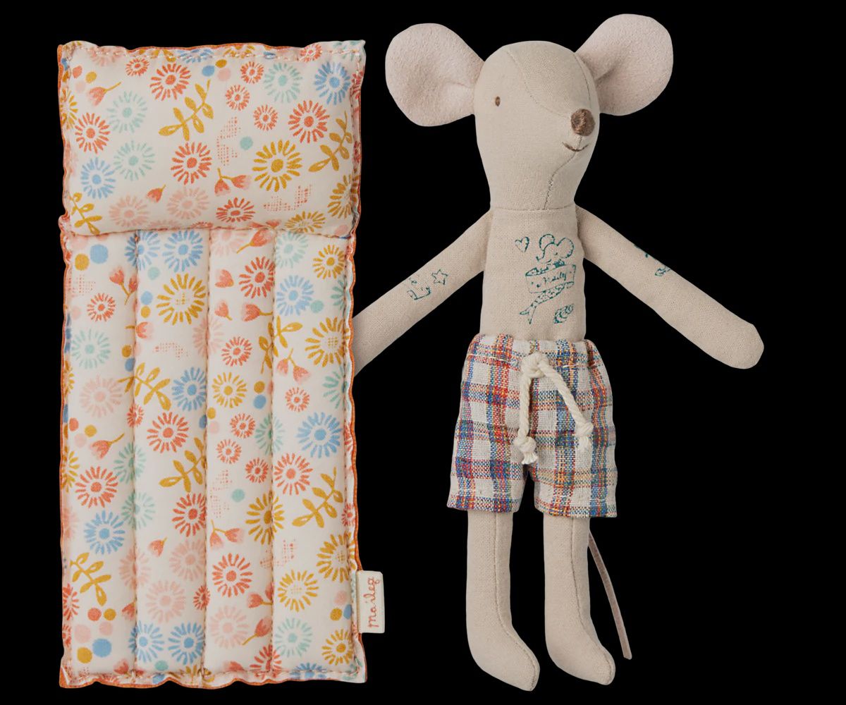 Beach mouse with air mattress, Dad - Flower