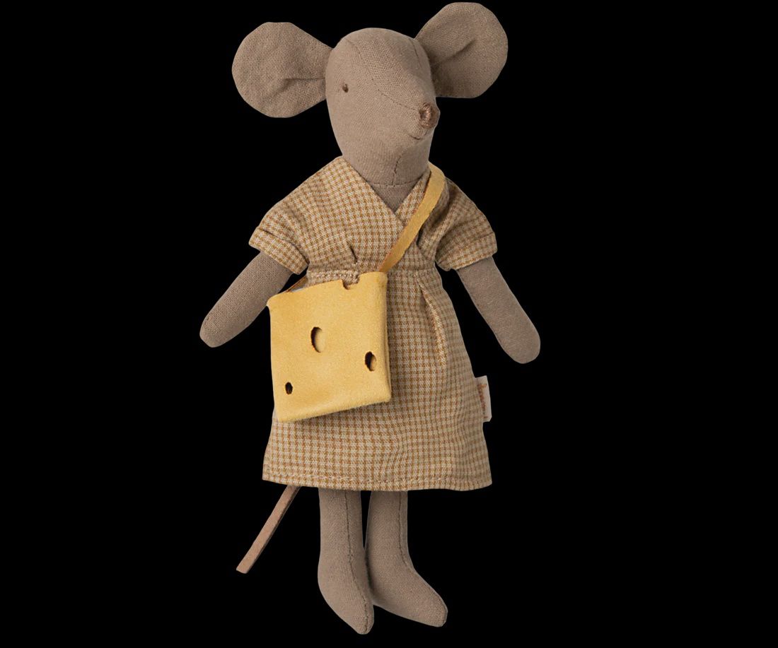Mum Mouse - Light Brown w/brown dress and yellow bag