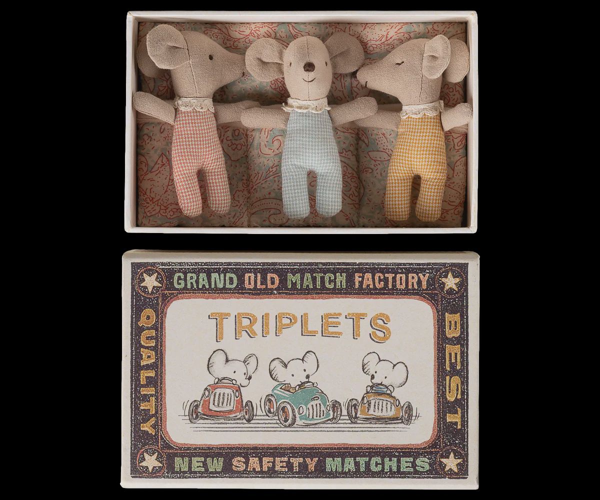 Baby Triplets in a Box - Checkered