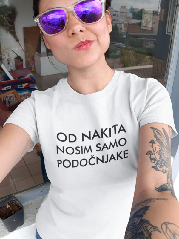 Od nakita nosim samo podočnjake