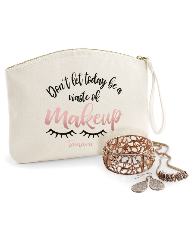 Kozmetička torbica Waste of Makeup