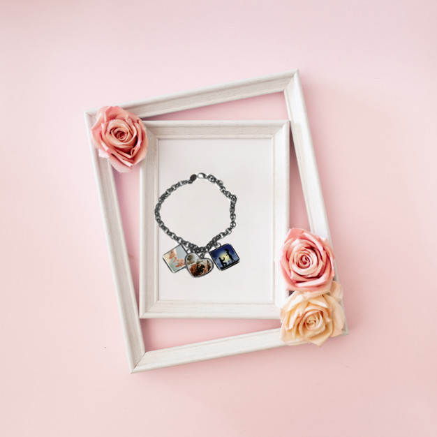 Narukvica sa privjescima