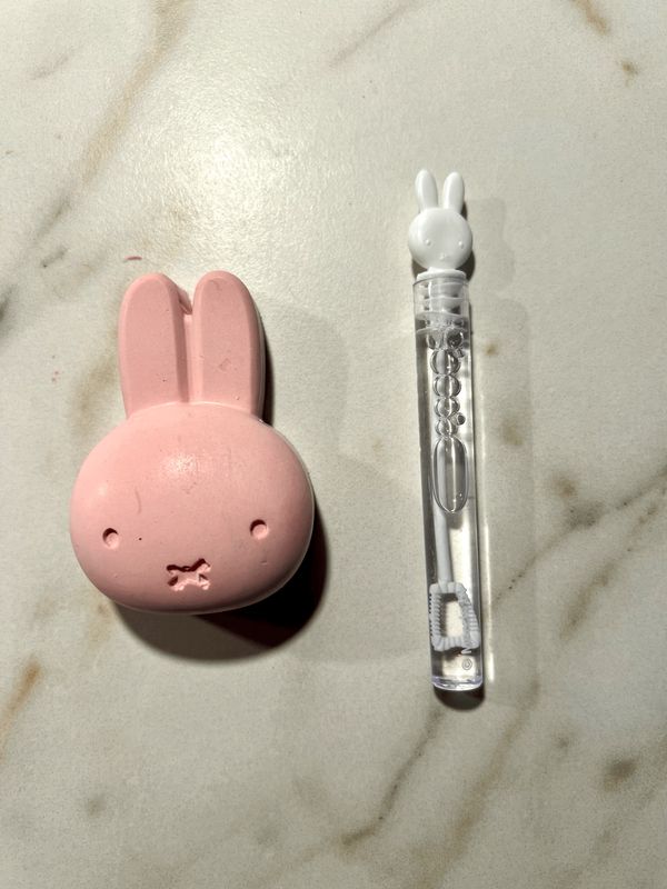 Traktatie Stoepkrijt Nijntje Meisje - Bellenblaas