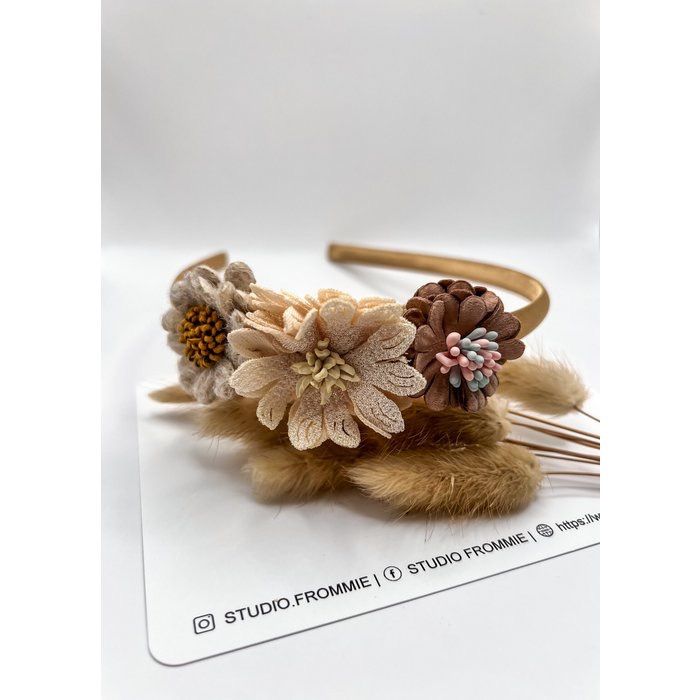 Diadeem Bloem - Bruin