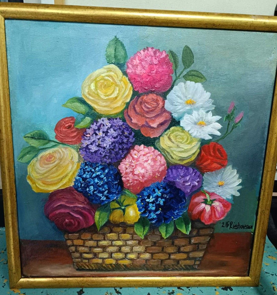 кошница со цвеќе