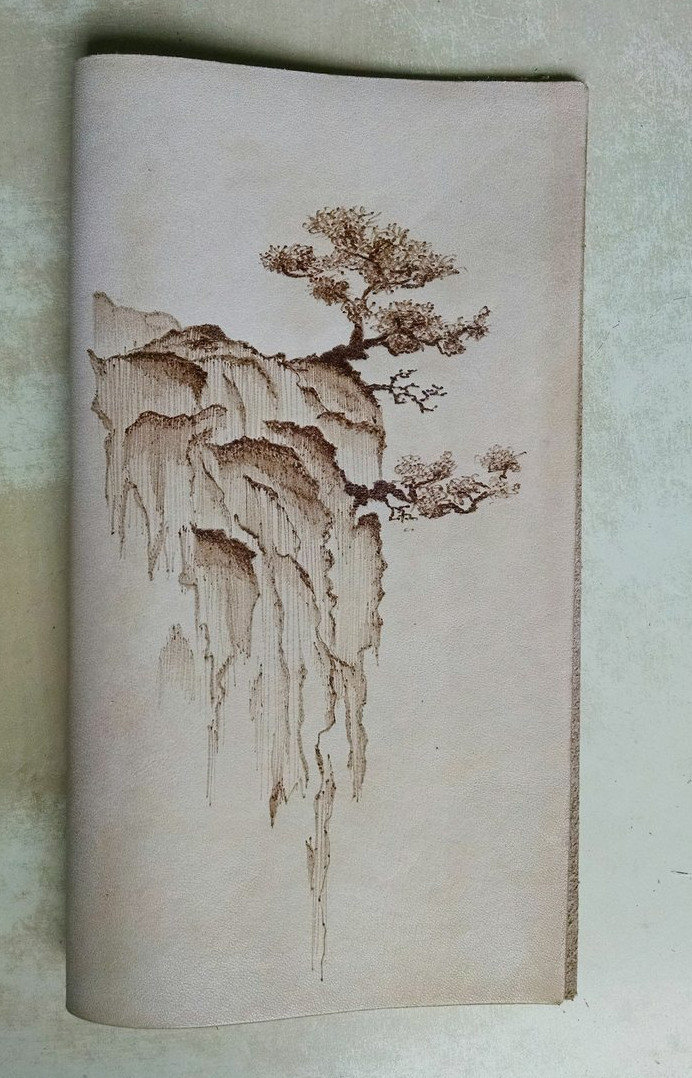 Traveler&#39;s Notebook kit Pyrography design