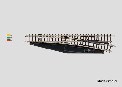 Märklin Z 8563 Desvío electromagnético a la derecha - usado
