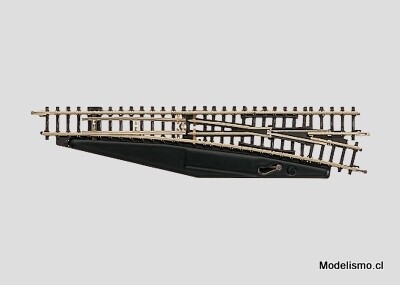 Märklin Z 8566 Desvío manual a la derecha - usado