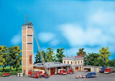 Faller 130989 ​Estación de bomberos moderna