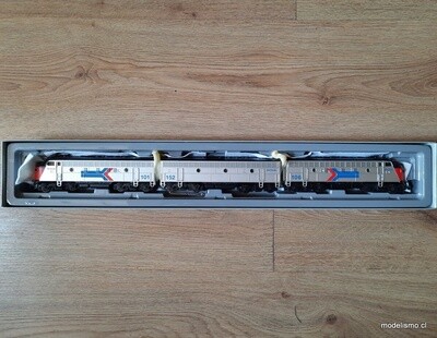 Märklin 37621 F7  Amtrak - usado