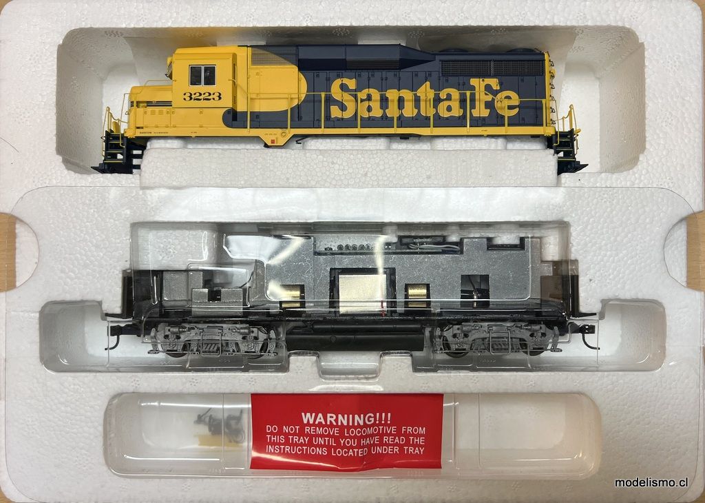 Proto 2000 GP30 Locomotive 21509 Atchison, Topeka and Santa Fe #3223 - DCC Ready