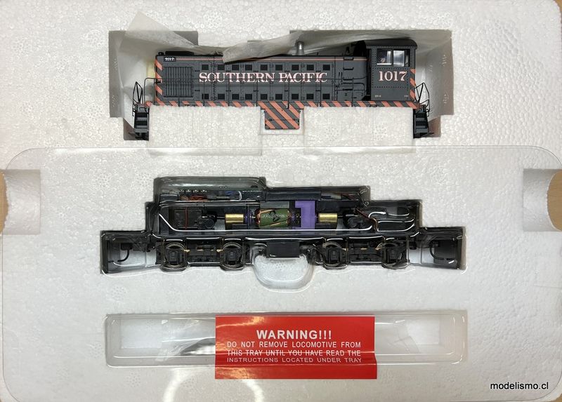 Proto 2000 S1 Locomotive 23734 Southern Pacific #1017 - DCC Ready