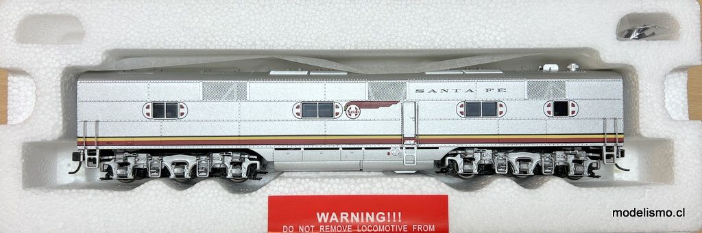 Proto 2000 E6B Locomotive 23276 Atchison, Topeka and Santa Fe #15A Unpowered B-unit - sin motor