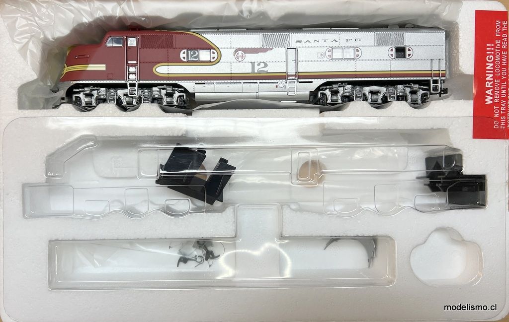 Proto 2000 E6 Locomotive 23224 Atchison, Topeka and Santa Fe #12 - DCC Ready