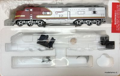 Proto 2000 E6 Locomotive 23224 Atchison, Topeka and Santa Fe #12 - DCC Ready