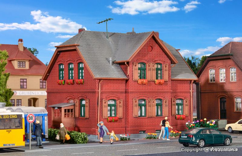 Kibri 38717 Casa H0 Maybach