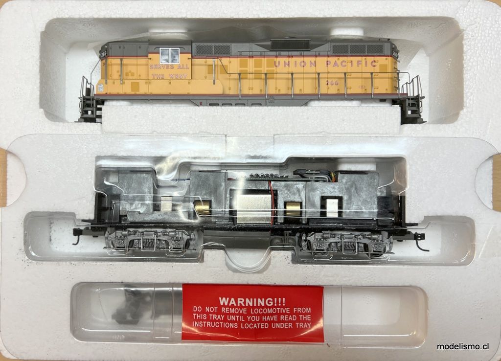 Proto 2000 GP9 II Locomotive 23622 Union Pacific #266 - DCC Ready