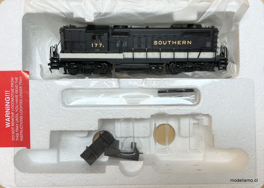 Proto 2000 GP18 Locomotive 8142 South. Railway High Nose w/o Dynamic Brakes