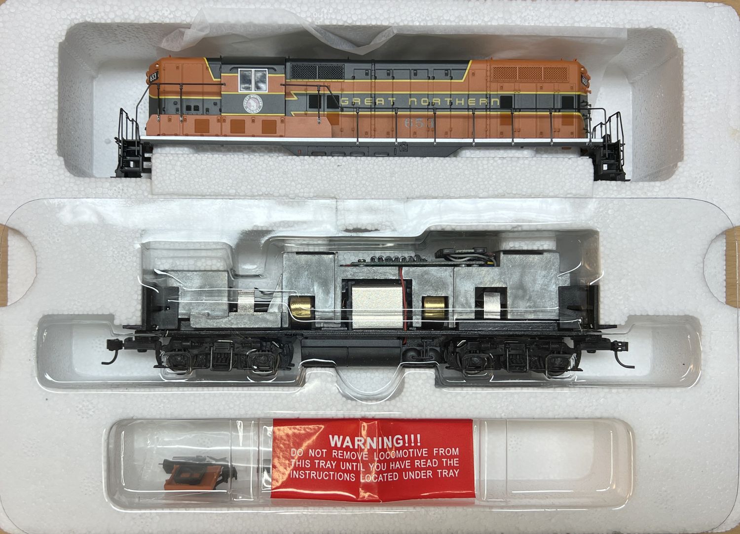 Proto 2000 GP7 Locomotive 23033 GN #653 GP7 Phase II 2nd Release - DCC Ready