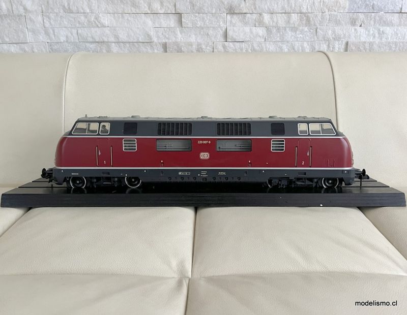 Märklin 55800 Locomotora diésel BR 220 - usado