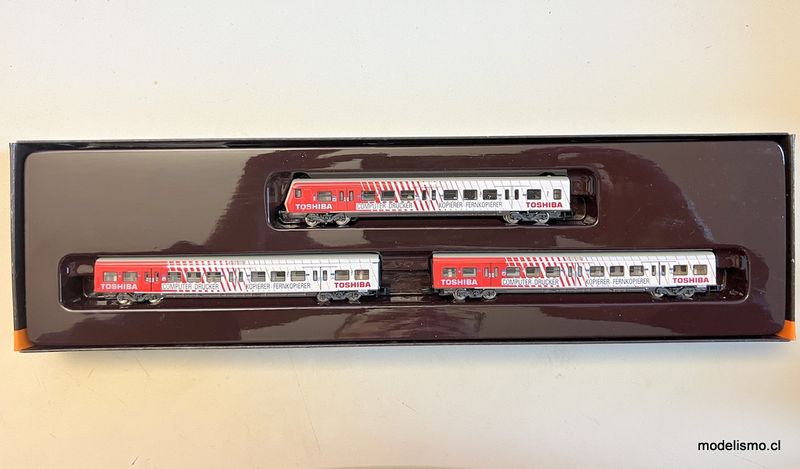 Märklin Z 8783 Tren de vagones de cercanías &quot;Toshiba&quot; de la DB - usado