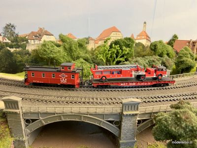 Märklin 4580 Conjunto de vagones &quot;Texas&quot; con furgón de cola y plataforma con camión de bomberos - usado