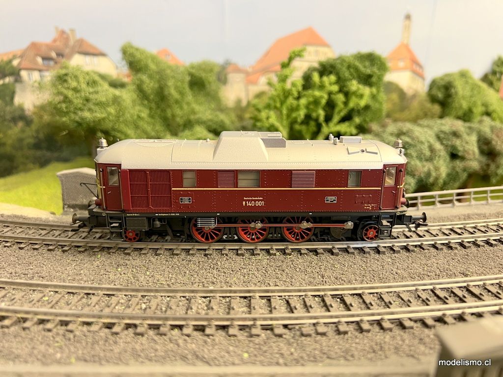 Märklin 37210 Locomotora diésel BR 140 001 de la DB Digital - usado