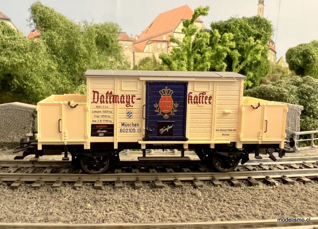 Märklin 46074 Coche del año 2002 - usado