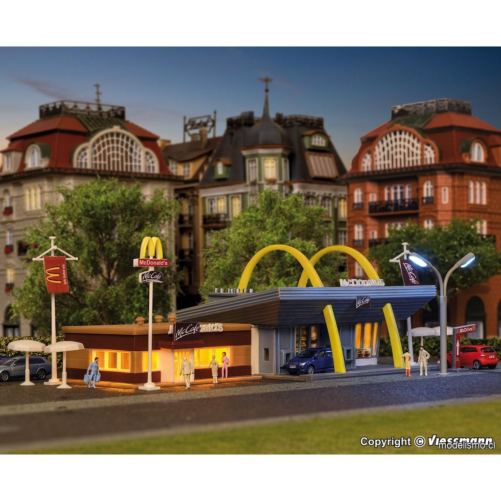 Vollmer 47766 N ​Restaurante de comida rápida McDonald´s con McCafé