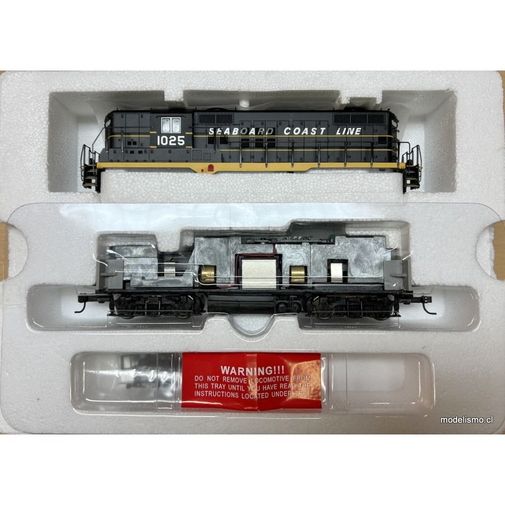 Proto 2000 GP9 Phase III Locomotive 21739 Seaboard Coast Line #1025 w/dynamic brakes Proto 2000 GP9 Phase III Locomotive 21739 Seaboard Coast Line #1025 w/dynamic brakes