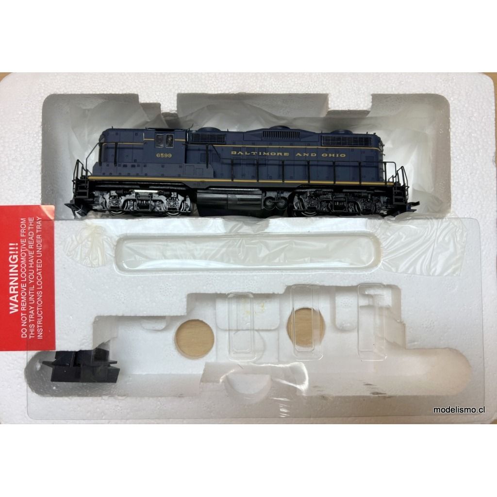 Proto 2000 GP18 Locomotive 8138 Baltimore & Ohio High Nose w/dynamic Brakes Proto 2000 GP18 Locomotive 8138 Baltimore & Ohio High Nose w/dynamic Brakes