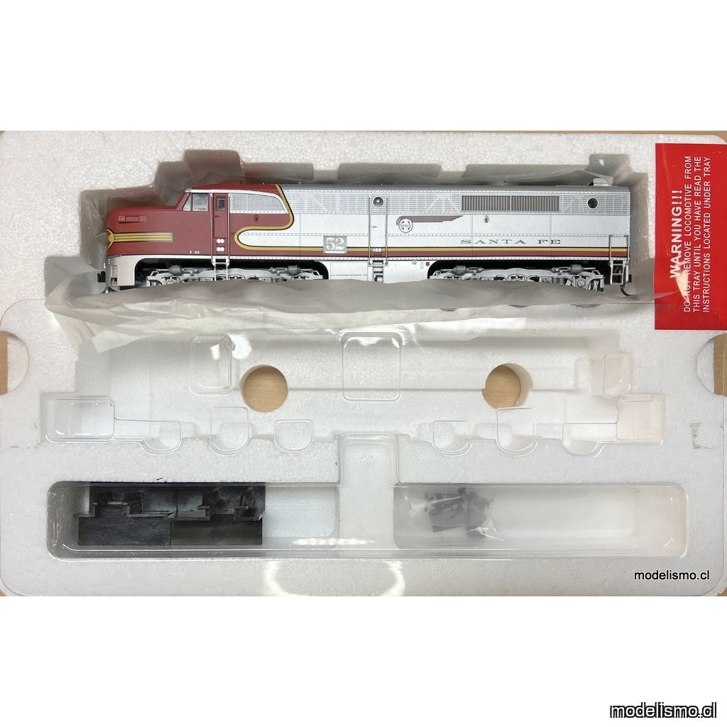 Proto 2000 PA Locomotive 21653 Atchison, Topeka and Santa Fe #52 w/Mars Light & Dynamic Brakes - DCC Ready Proto 2000 PA Locomotive 21653 Atchison, Topeka and Santa Fe #52 w/Mars Light & Dynamic Brakes - DCC Ready