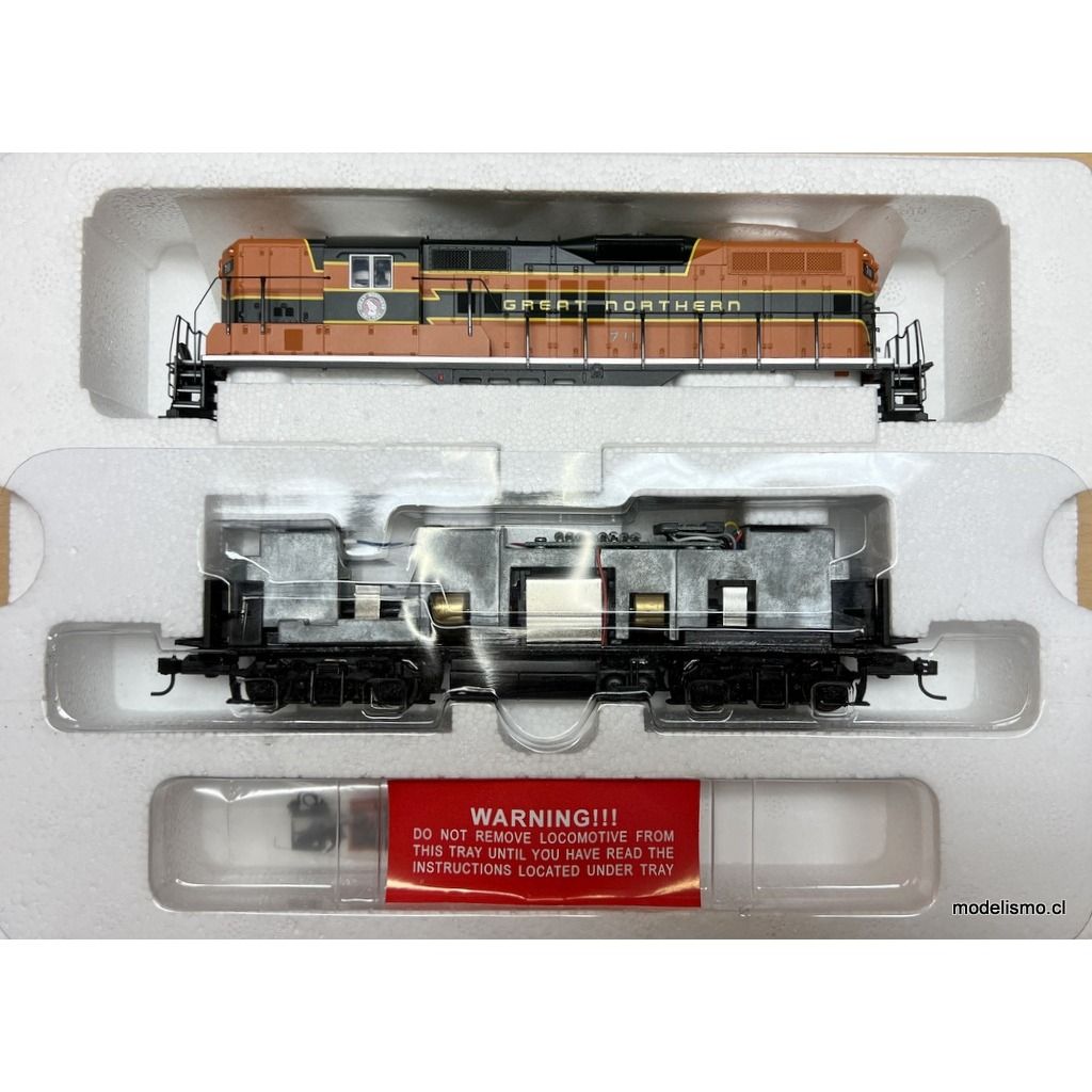 Proto 2000 GP9 II Locomotive 23610 Great Northern #711 - DCC Ready Proto 2000 GP9 II Locomotive 23610 Great Northern #711 - DCC Ready