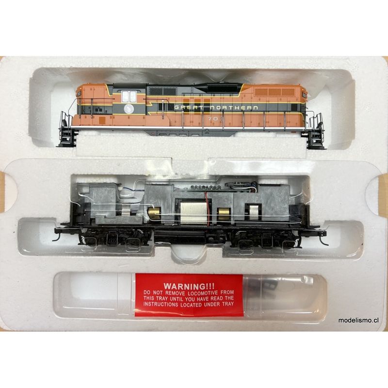 Proto 2000 GP9 II Locomotive 23608 Great Northern #703 - DCC Ready
