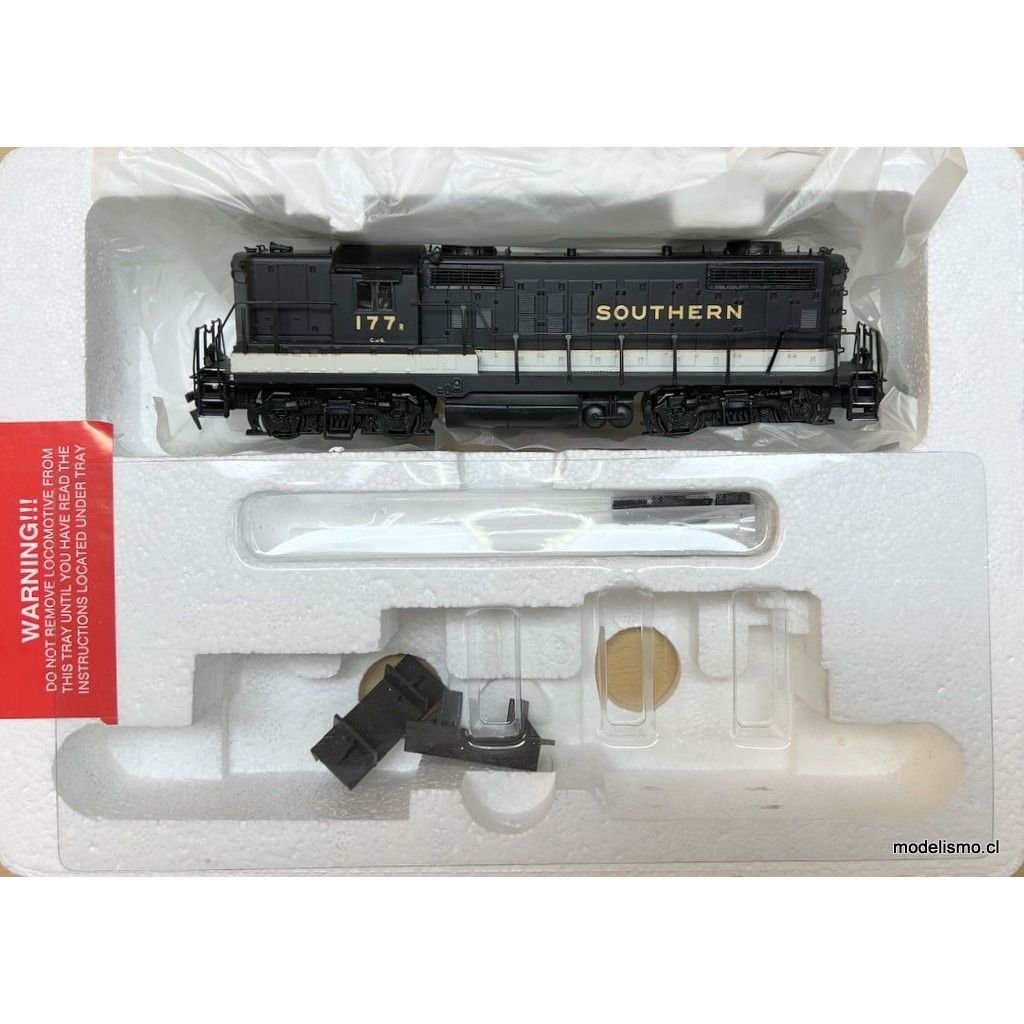 Proto 2000 GP18 Locomotive 8142 South. Railway High Nose w/o Dynamic Brakes