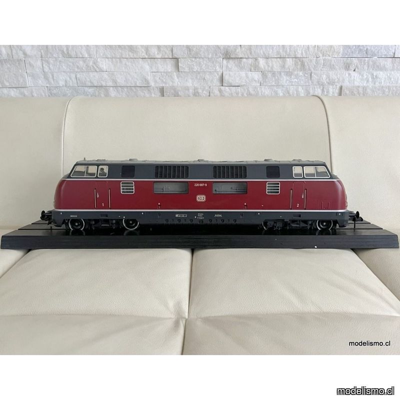 KL Märklin 55800 Locomotora diésel BR 220 - usado
