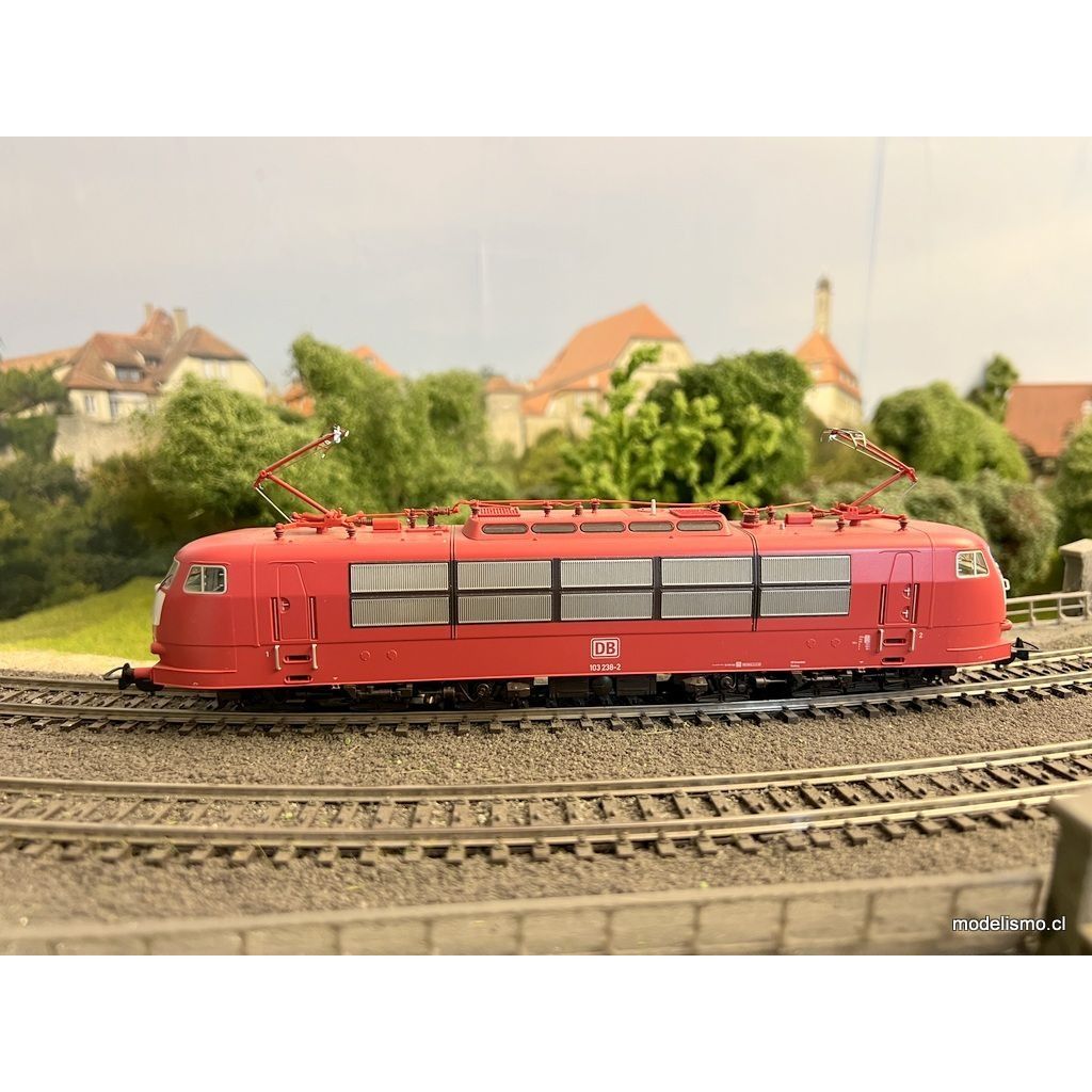 Piko 5167 H0 ~BR 103 rojo eléctrico DB IV - usado Piko 5167 H0 ~BR 103 rojo eléctrico DB IV - usado