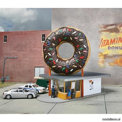 Walthers Cornerstone 933-3768 Hole-In-One Donut Shop -- Kit - 13 x 6.3 x 13cm