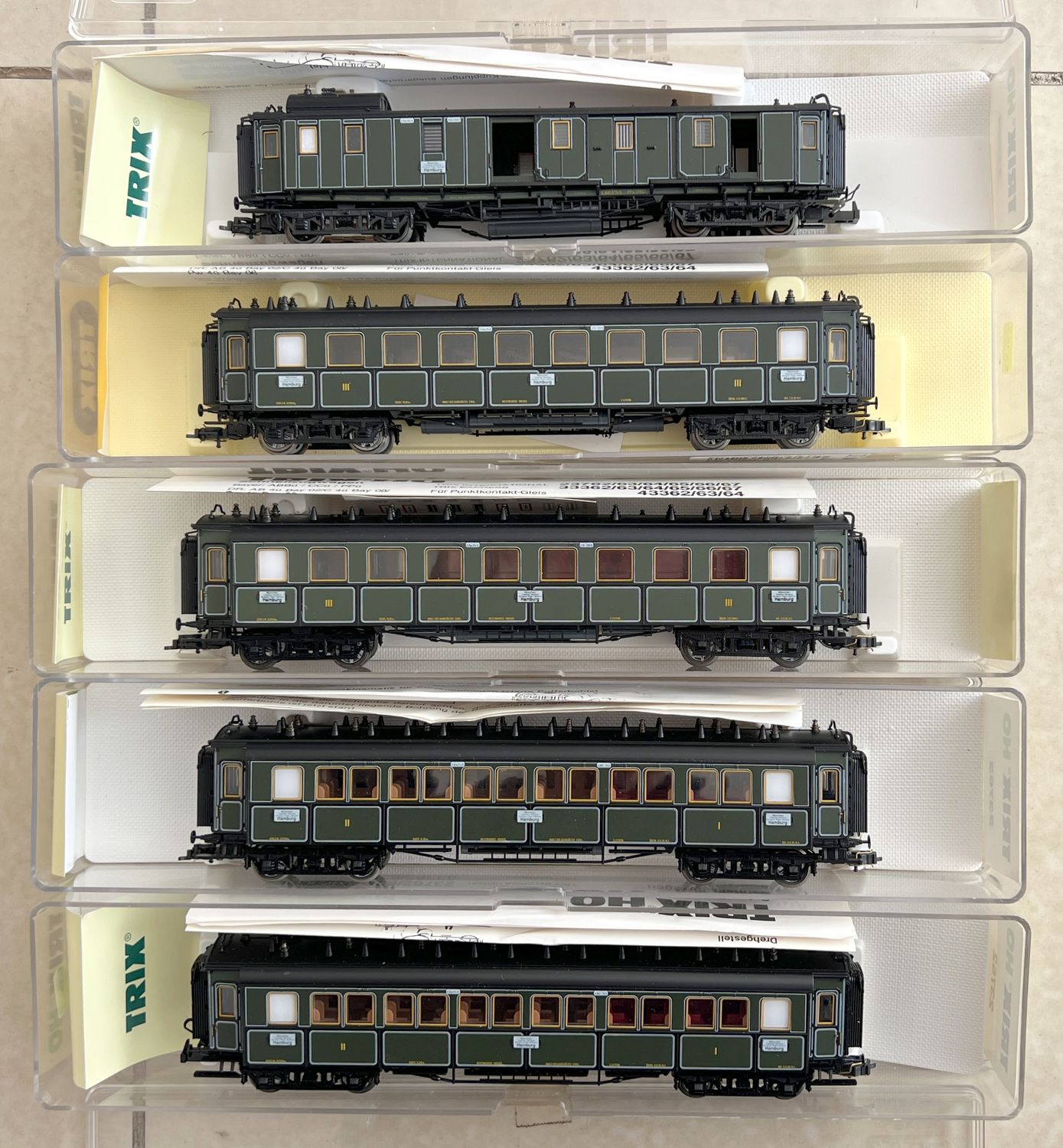 PF Trix H0 23764+2x23762+2x23763 K Bay.St.B para Märklin - usado + luz PF Trix H0 23764+2x23762+2x23763 K Bay.St.B para Märklin - usado + luz