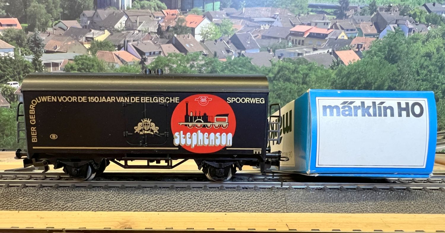 PF Märklin H0 Bier gebrouwen voor de 150Jaar van de belgische stephenson spoorweg - usado PF Märklin H0 Bier gebrouwen voor de 150Jaar van de belgische stephenson spoorweg - usado