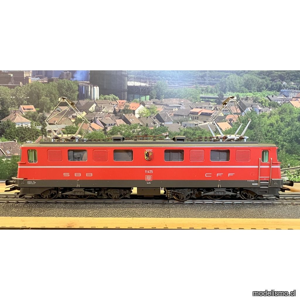 PF Märklin 3336 Locomotora eléctrica Ae6/6 SBB rojo Geneve - AC DCC#92 - usado PF Märklin 3336 Locomotora eléctrica Ae6/6 SBB rojo Geneve - AC DCC#92 - usado