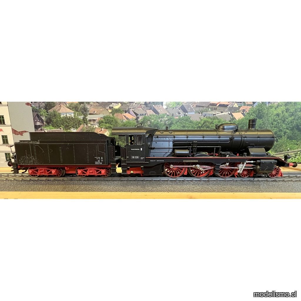 KL Märklin 3711 Locomotora de vapor para tren expreso BR 18.1 DB Ep. III digital - usado KL Märklin 3711 Locomotora de vapor para tren expreso BR 18.1 DB Ep. III digital - usado