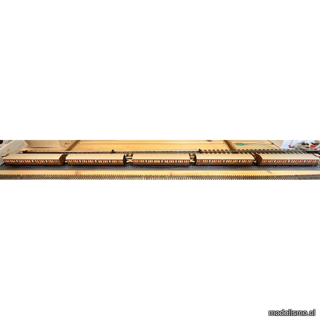 PF Piko 3x 53010 Coche de pasajeros sajón, Época I + 2x 53011 Coche de pasajeros sajón con cabina de guardafrenos, Época I - con luz - para Märklin - usado PF Piko 3x 53010 Coche de pasajeros sajón, Época I + 2x 53011 Coche de pasajeros sajón con cabina de guardafrenos, Época I - con luz - para Märklin - usado
